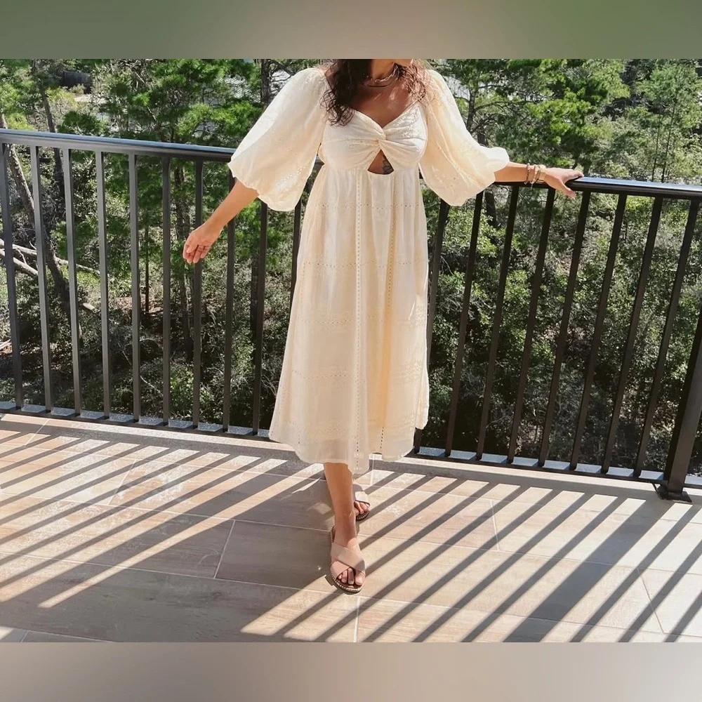 Listicle Cream Twist-Front Cutout Puff Sleeve Eyelet Midi Dress Size Medium